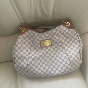 Louis Vuitton galleria GM